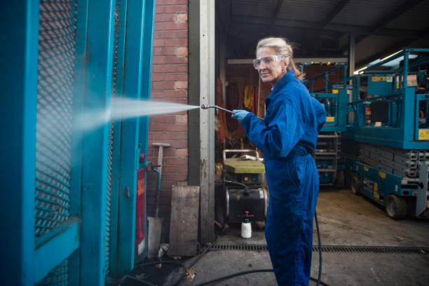 Best Rust Removal  in East Rancho Dominguez, CA